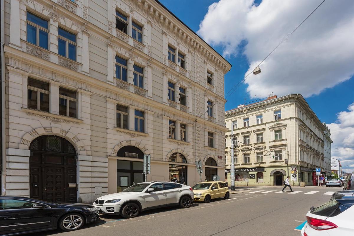 Modern Apartments Close To River Prag Exteriör bild